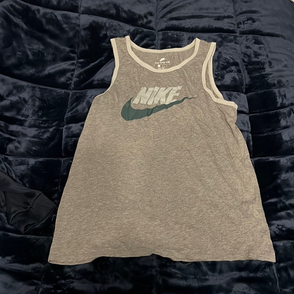 Grey nike tank large